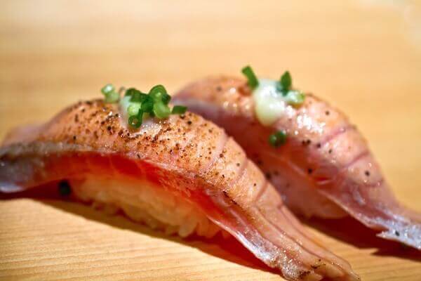A Guide To Salmon Sushi