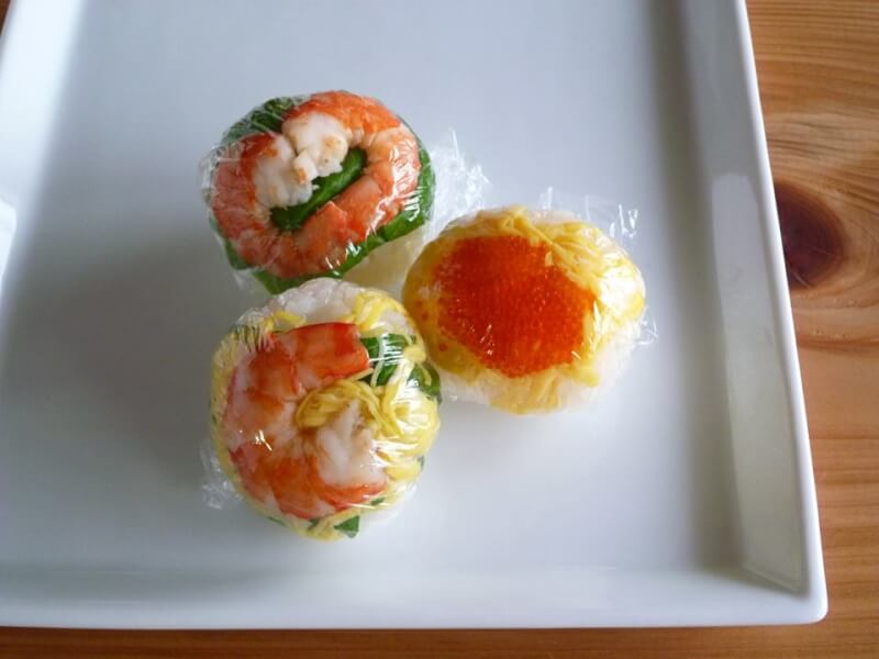 Let's make your 3 kinds of sushi! /Private class for 6-8 people group