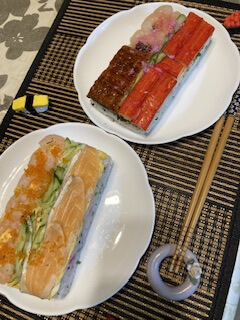 Let’s enjoy sushi cake and 
Oden!