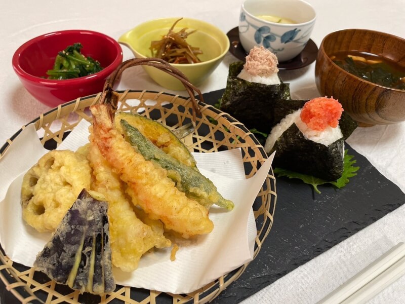 Let's make rice balls! Let's make tempura! Matcha, Japanese sweets (vegan acceptable)