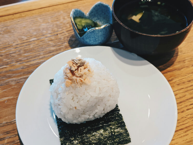 Let' make Traditional and homely food ~Onigiri＆Miso Soup〜