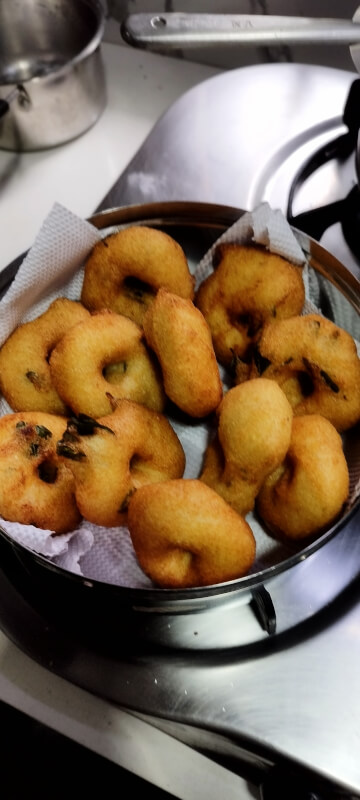 South Indian crispy vadai