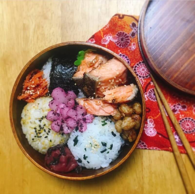 Cook Your Original Bento with Seasonal Ingredients