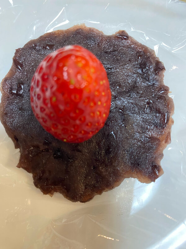 Seasonal Fruit Daifuku and matcha