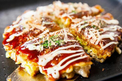 Cook Your Own Okonomiyaki！Cooking Class at Kyoto