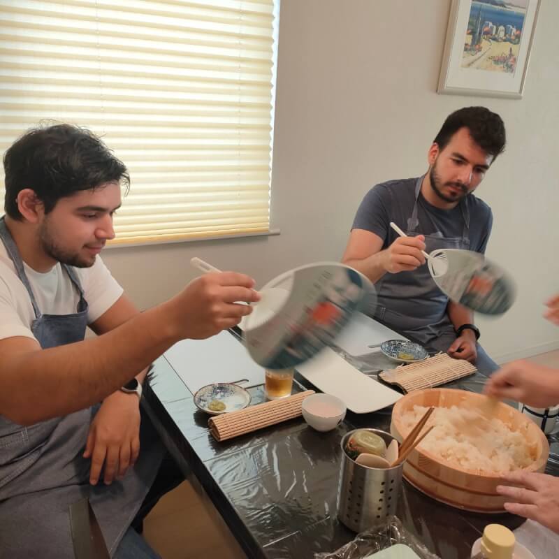 Making Sushi Rice 