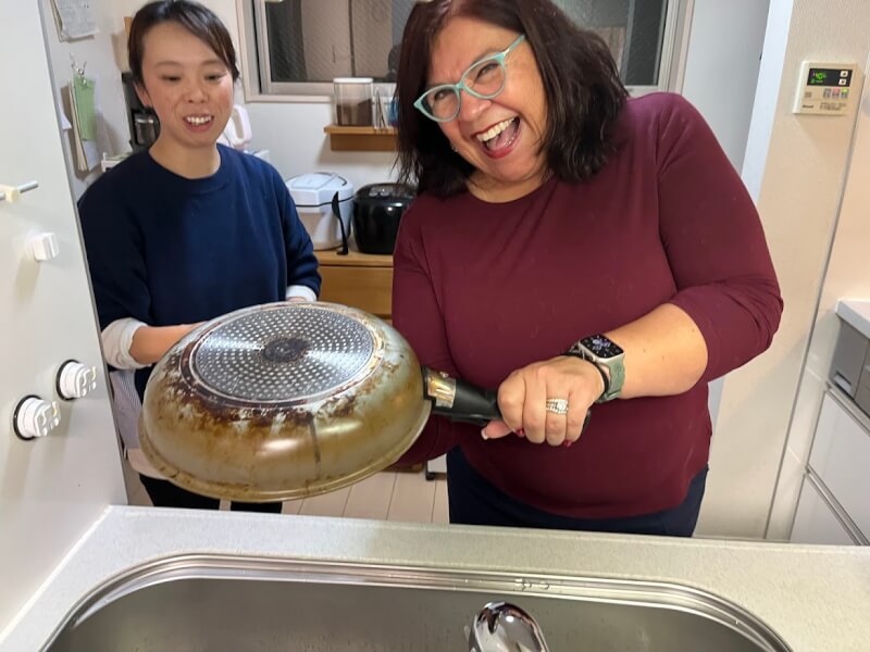 Let's make Tonkotsu(pork broth) style ramen and gyoza at home!
Everything is handmade!