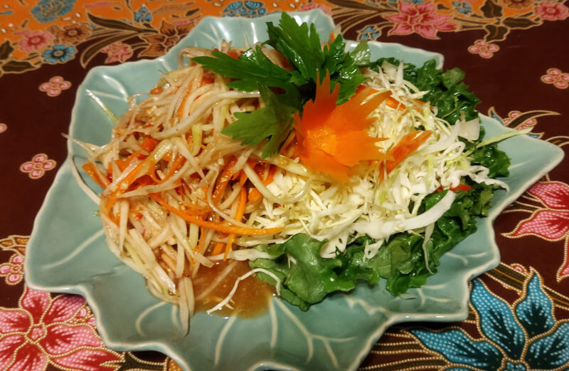 You can learn tasty how to cook tasty Thai food