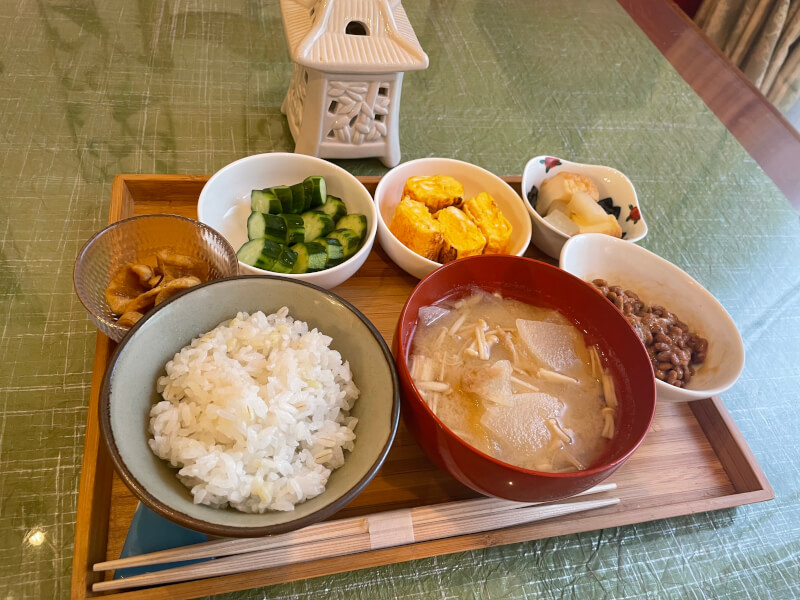 GRANMA’S BREAKFAST   Let's make Grandma's usual breakfast together
「Solo Friendly」