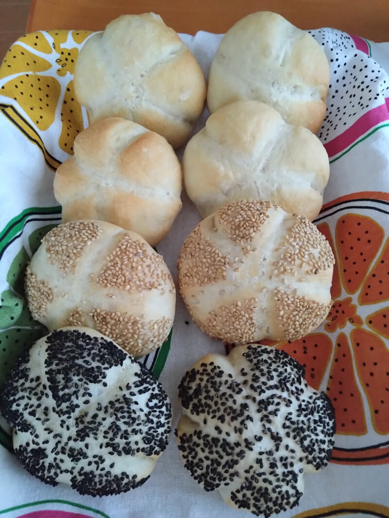 Let's enloy Fresh Baked Bread !