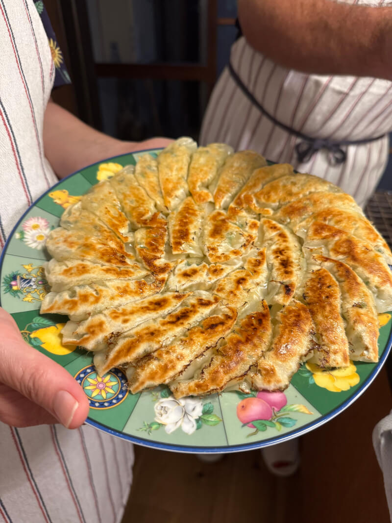 Let's make beef bowl and gyoza