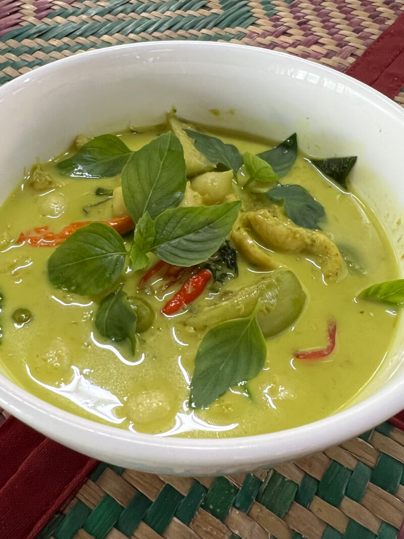 Thai Green curry with chickens 