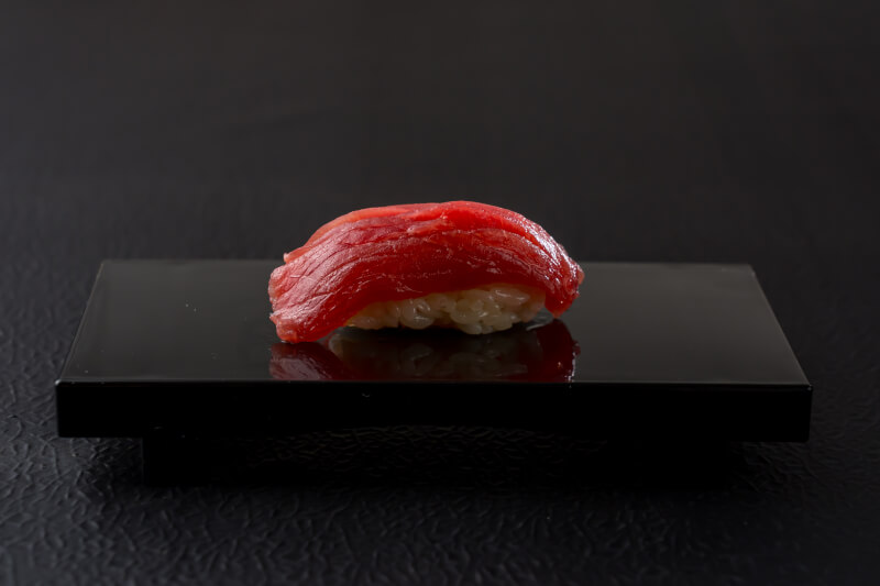 【Minimum 2 people】Sushi experience-
Enjoy cutting sashimi and nigiri using a traditional Japanese knife.
