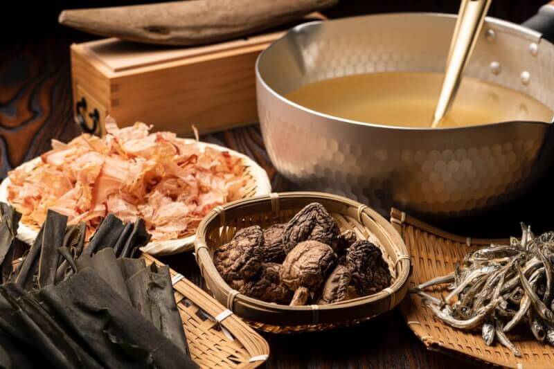 Japanese Washoku Lunchtime Lesson: UMAMI from Dashi × Freshly Harvested Rice Ball (OMUSUBI) and Miso Soup
