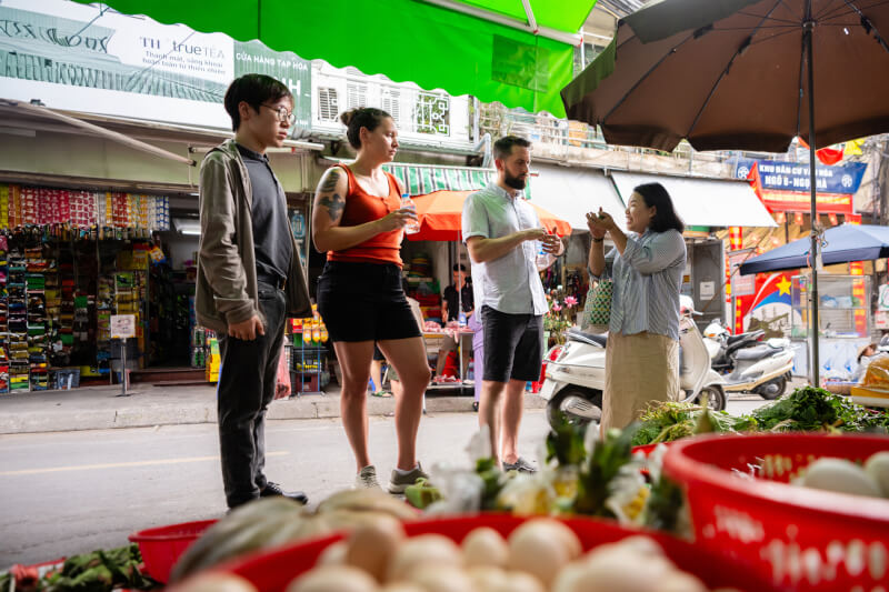 Discover Local Flavors and Daily Life at the Market