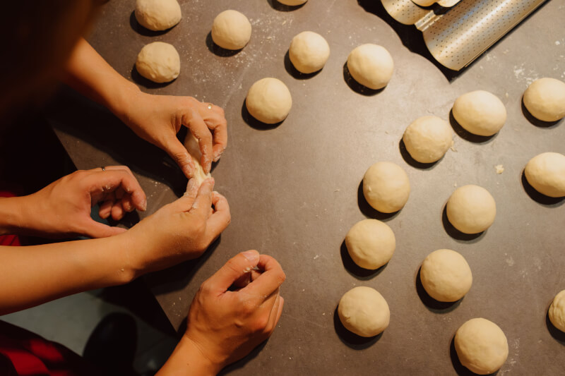 Shape the Banh Mi