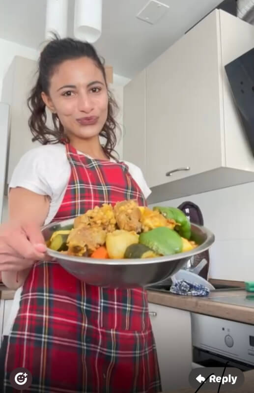 Teach you the secret of couscous way cooking and wich type of spices we should use 