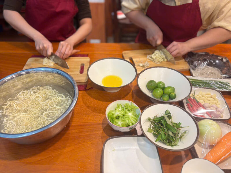 Kim’s Kitchen: Authentic Vietnamese Cooking Class & Market Tour in Hanoi