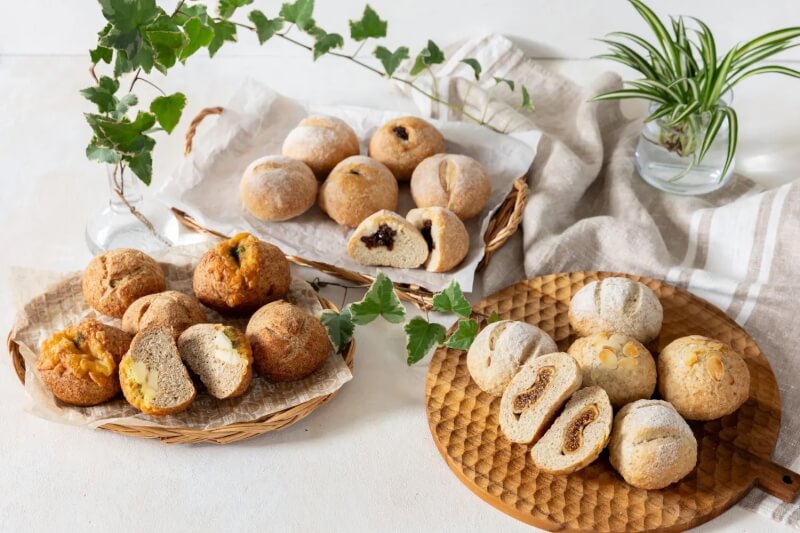 Matcha Bread Baking Experience at a Local Japanese Bakery  Edogawa-ku, Tokyo