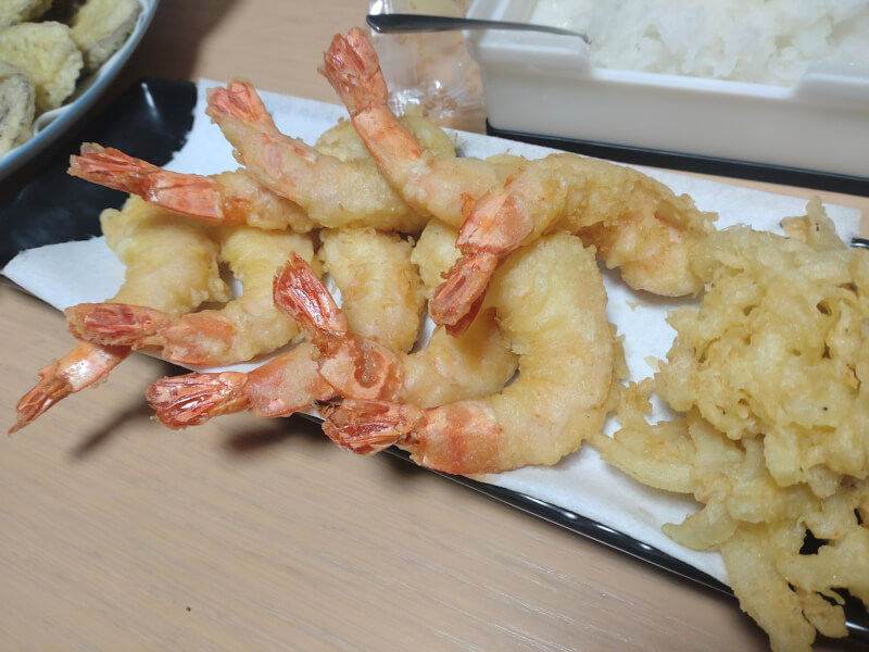 Seasonal Vegetables Tempura and Udon