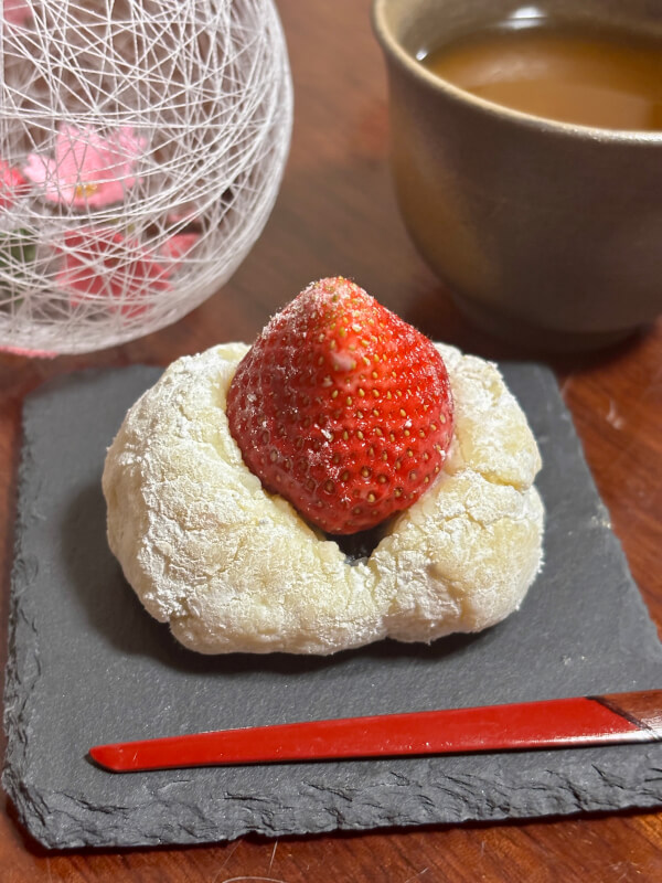 Personalized Online Class: Healthy Strawberry Daifuku with Silken Tofu – Delicious, Light & Full of Smiles
by Miko’s Japanese-Cooking Class