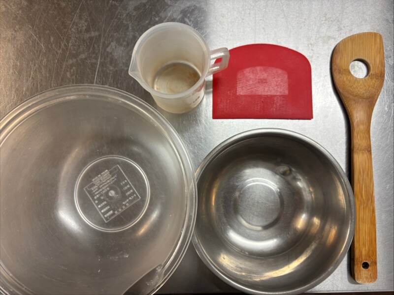 ONline   
A bakery with 20 years of experience as a bread instructor will be holding a workshop on making chewy matcha red bean paste ring bread.
