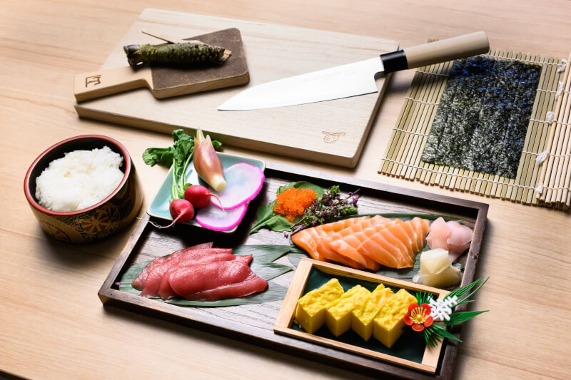 Tsukiji Market Sushi Making Class: Make Your Own Beautiful Sushi Bento