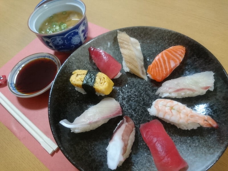 Enjoy SUSHI cooking basic class | Osaka Cooking Class | airKitchen