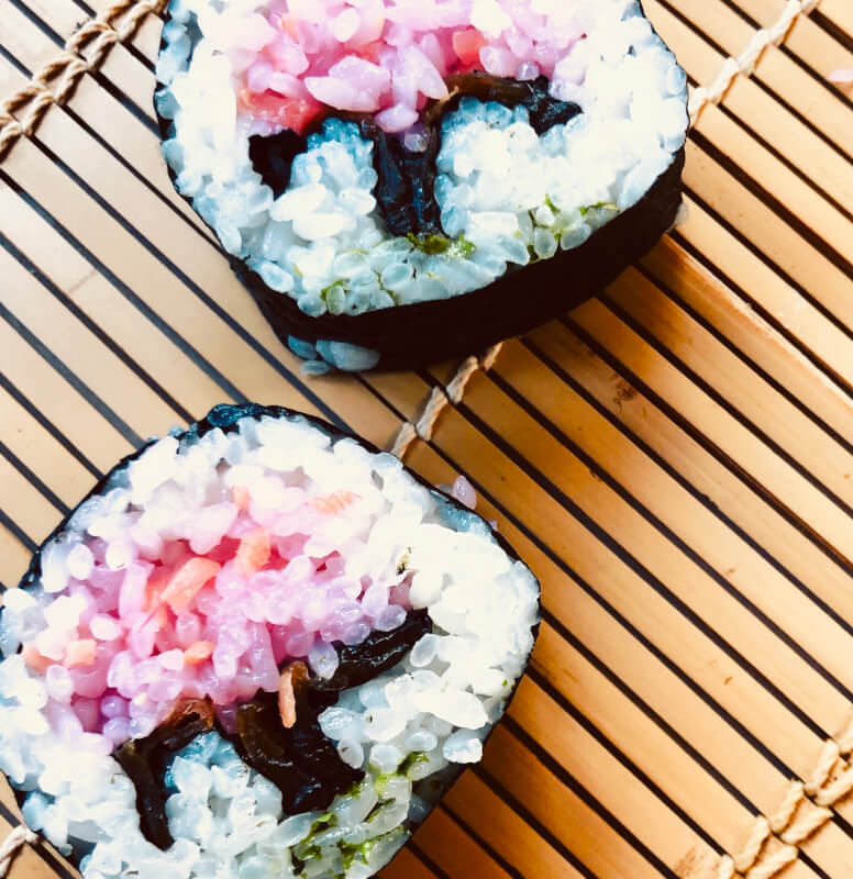 Roll Sushi cherry blossoms