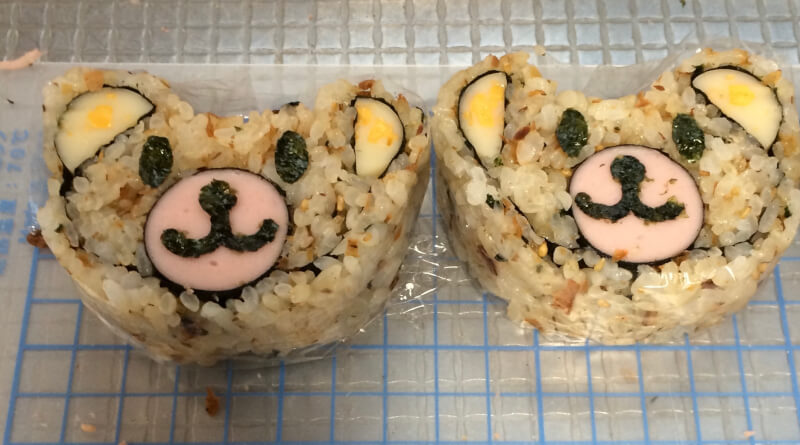 Deco roll sushi bear