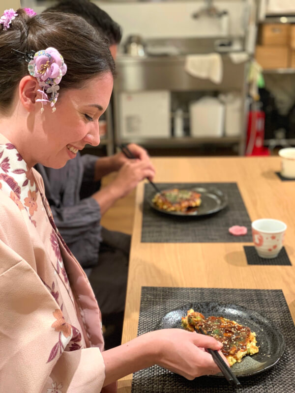 Okonomiyaki cooking for vegan&vegetarian