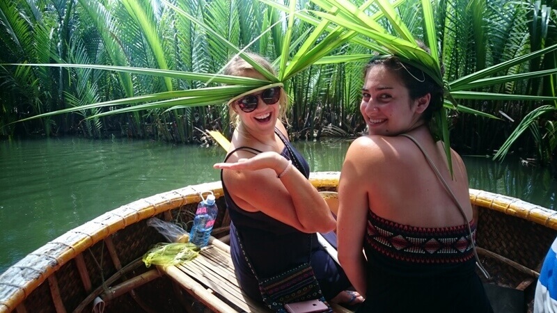 Eco cooking class & Fishing tour by bamboo basket boat 