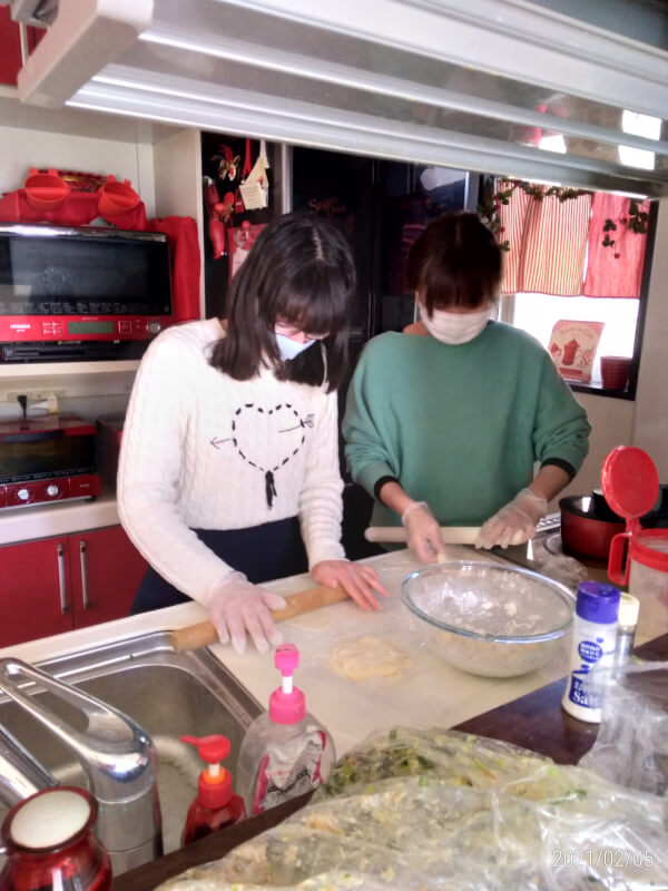 An experience cooking class where you can cook various Japanese home cooking together on a daily basis