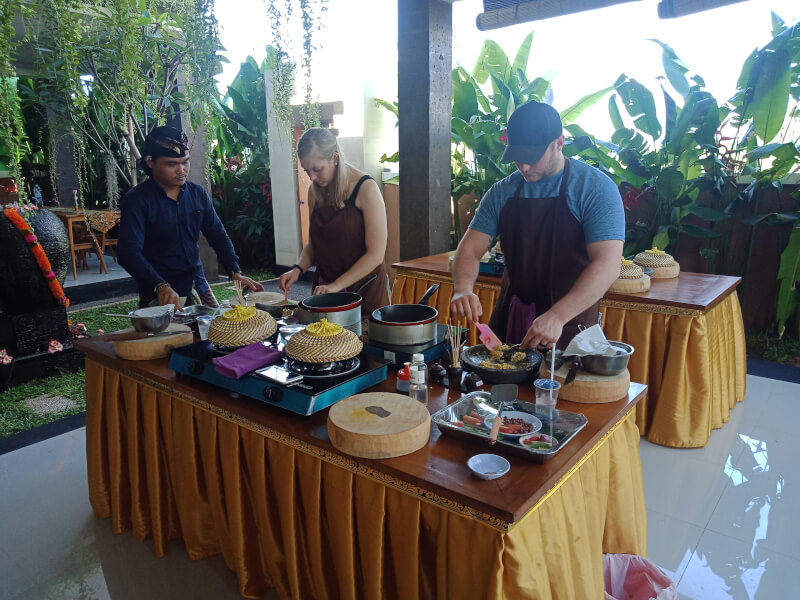 Ceraki bali cooking class is privat cooking class here you cook your own food,and best cooking class,here we learn alot about balinse spicy and how to cook balinese food in tradtional process