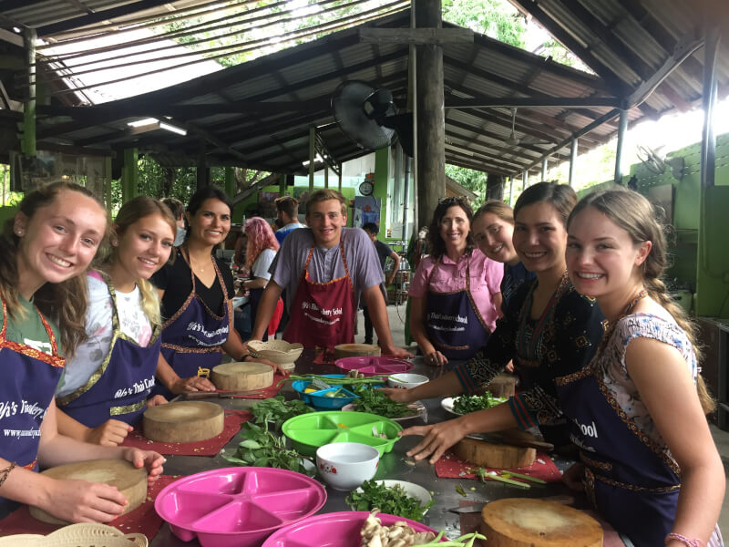 
Krabi Cookery School is not just a legendary cooking class and a restaurant, but also a fantastic activity during your stay in Thailand in an unforgettable friendly atmosphere you will experience with us.