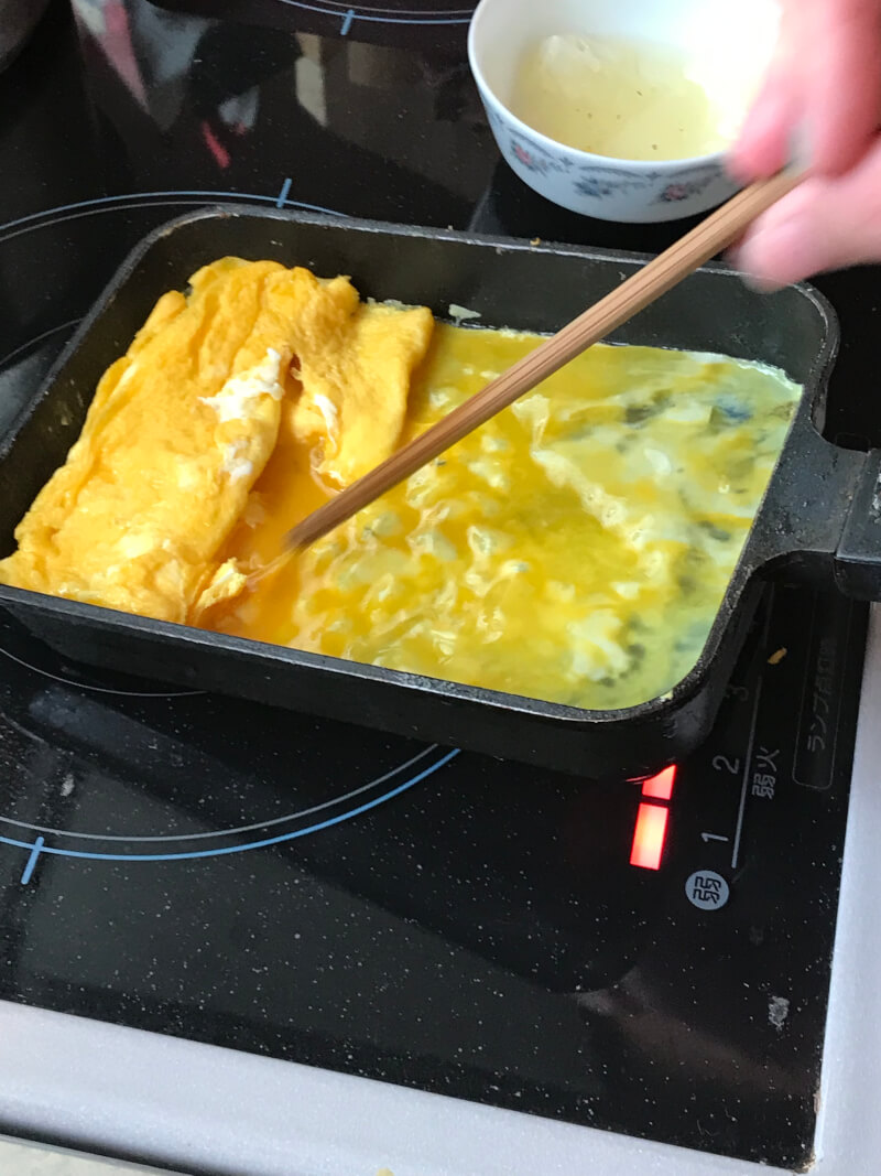 Dashimaki (Japanese omelette) in a Kyoto traditional way