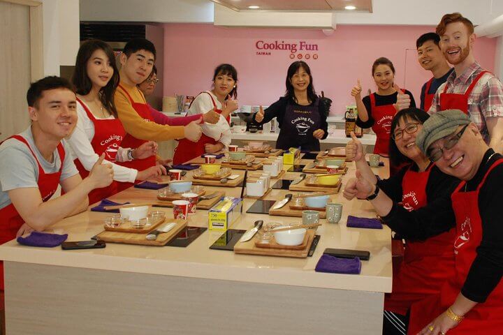 台灣傳統輕食體驗 -C-「蘿蔔糕、肉羹湯、甜點豆花」(Taiwan Cooking Class)