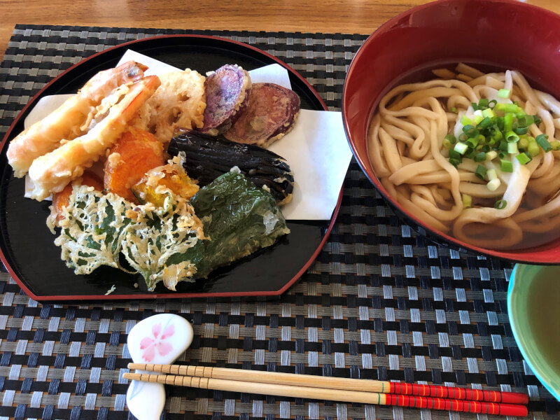 【ONLINE UDON FROM SCRATCH】【JST9:00am-/12pm-】Dancing On The Dough To Make Japanese Udon And Crispy Tempura!