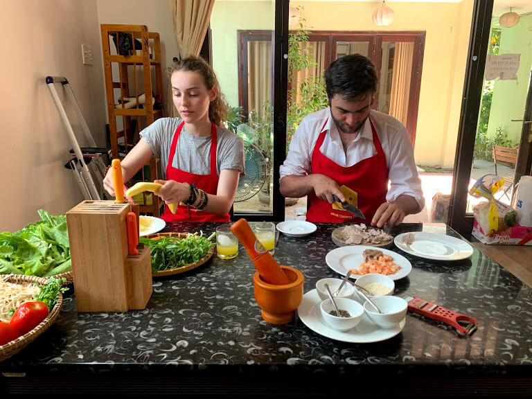 Da Nang/ Hoi An Cooking Class with Market Tour and Coffee Tasting