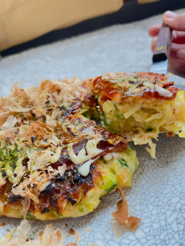 Okonomiyaki (Osaka style) - japanese savory pizza with lots of vegetables 
[online lesson]