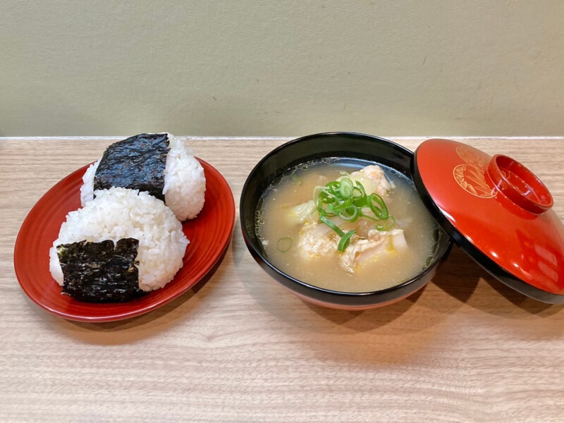 Japanese home cooking with fish and Japanese fermented food!
Cooking Class at Osaka