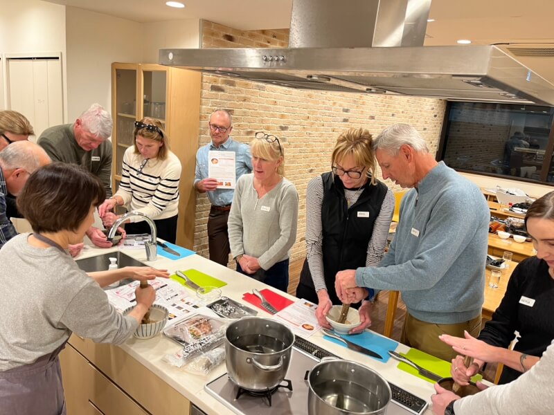 Prepare Around Five Dishes in One Class