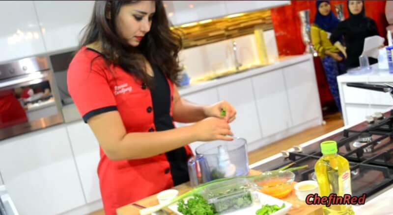 You can see on YouTube reenee tandjung or chefinred cooking class