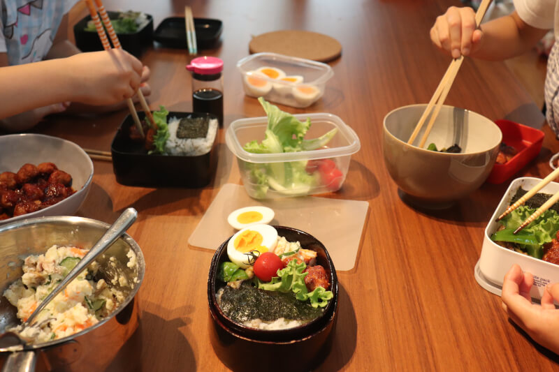 Comfort Cooks making Bento box in Shizuoka