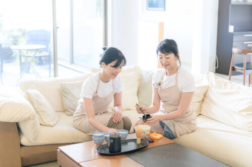 cooking-class-host-Nahoko&Tomoko