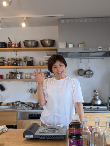 cooking-class-host-Hiroko