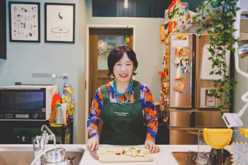 cooking-class-host-Nahoko