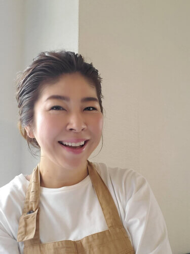 host-AYUMI