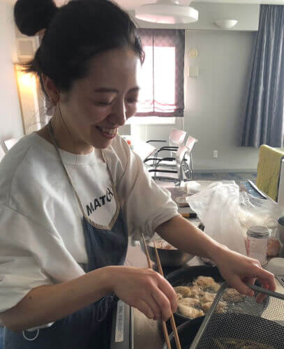 cooking-class-host-Kiyoka