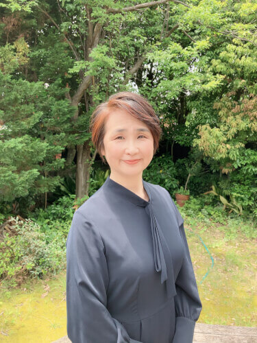 host-Atsuko